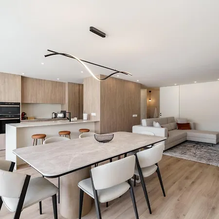 Coast Beachfront Retreat By Minhos Guest * Apúlia