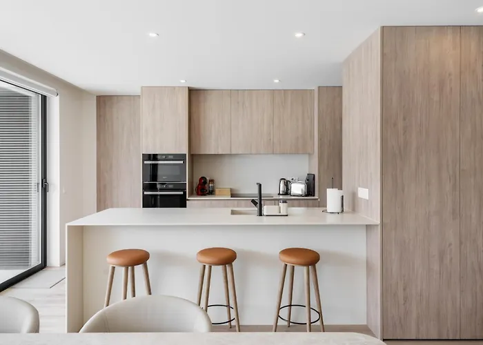 Coast Beachfront Retreat By Minhos Guest *