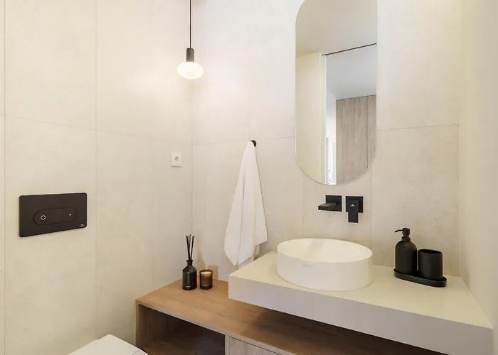 Apartament Coast Beachfront Retreat By Minhos Guest