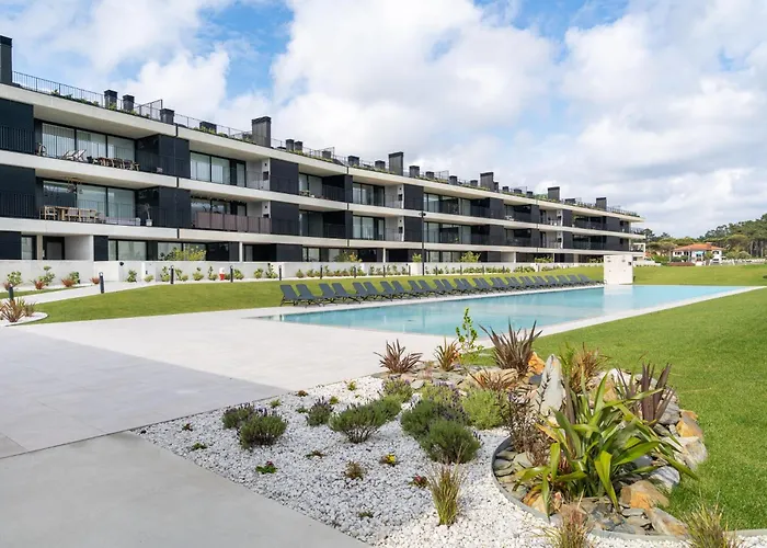 Coast Beachfront Retreat By Minhos Guest * Apúlia